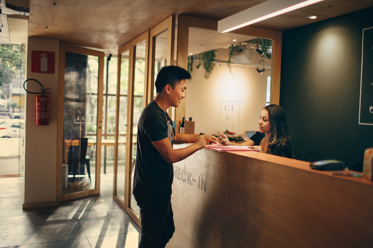 Receptionist